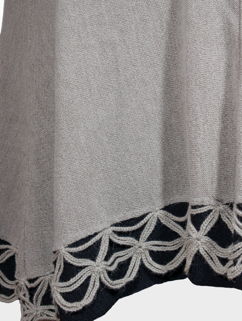 PONCHO MODELO YAKU (AGUA) - Vista 3